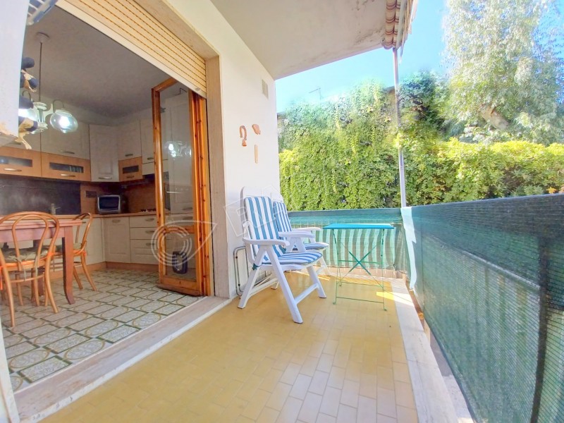 Castiglioncello  Apartment with terrace, 2 bathrooms and garage 100 meters from the sea