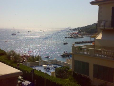 trilocale con vista mare in edificio di recente costruzione