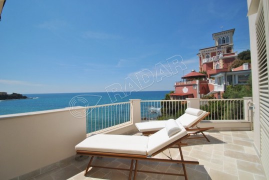 with big terrace with sea view- Quercetano bay Castiglioncello